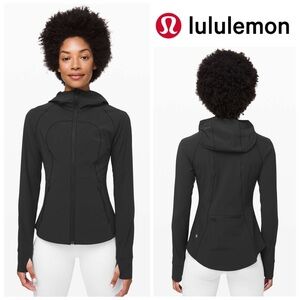 NWOT Lululemon Mist Over Windbreaker Jacket in Black